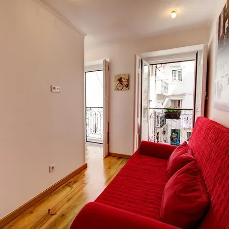 Cozy In The Heart Of Alfama Apartment Lisbon